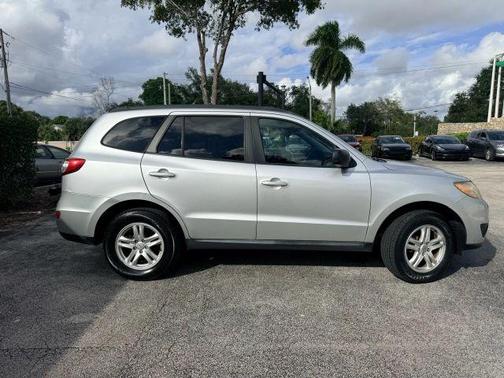 2011 Hyundai SANTA FE GLS