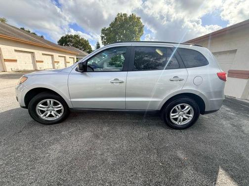 2011 Hyundai SANTA FE GLS