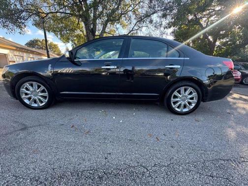 2011 Lincoln MKZ Base