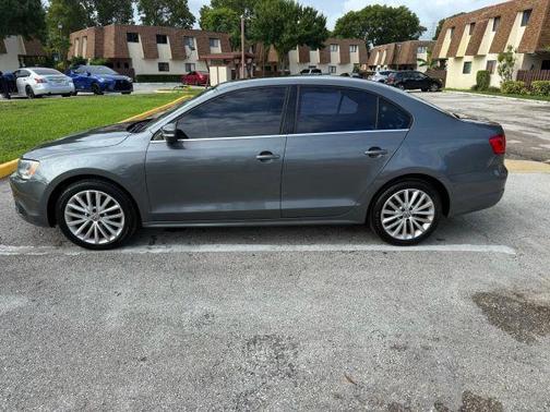 2012 Volkswagen Jetta SEL Premium