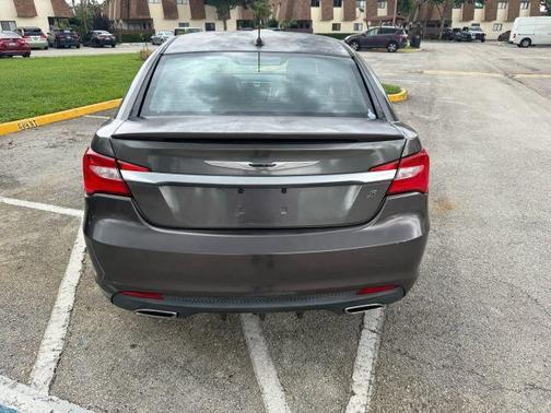 2014 Chrysler 200 Limited