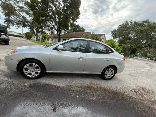2010 Hyundai ELANTRA GLS