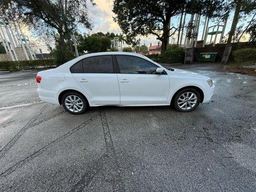 2011 Volkswagen Jetta SE