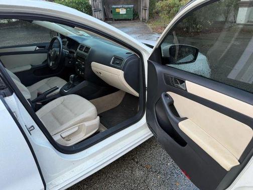 2011 Volkswagen Jetta SE