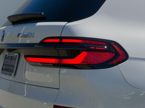 2026 BMW X7 M60i