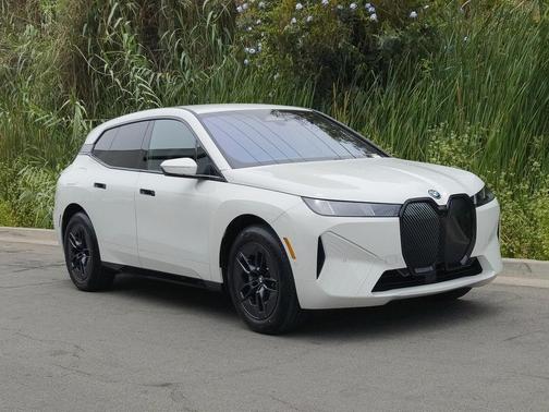 2026 BMW iX xDrive45