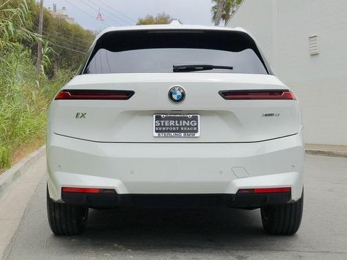 2026 BMW iX xDrive45
