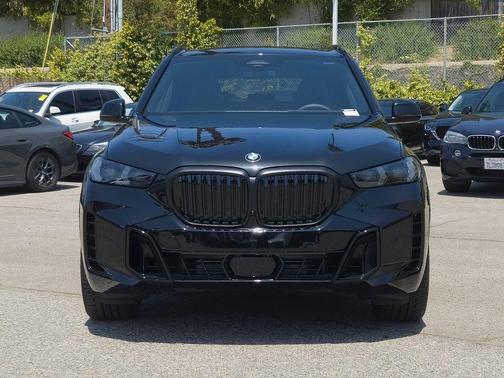 Black Sapphire Metallic 2026 BMW X5 sDrive40i