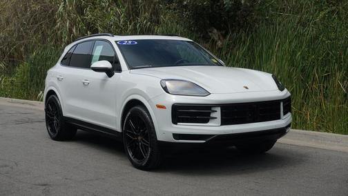 2025 Porsche Cayenne Base