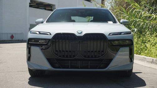 2025 BMW i7 eDrive50