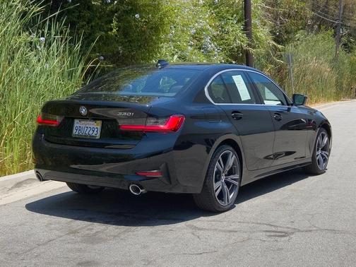 2022 BMW 330 i