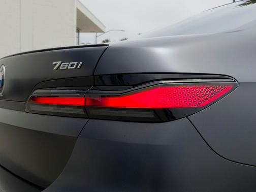 Deep Gray 2026 BMW 760 760i xDrive