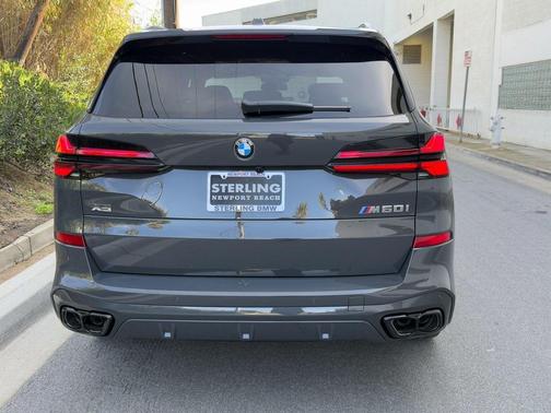 2026 BMW X5 M60i