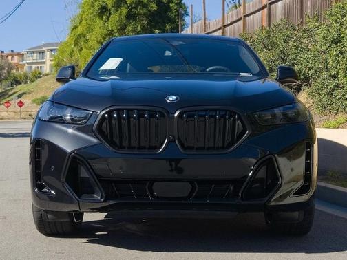 2026 BMW X6 xDrive40i