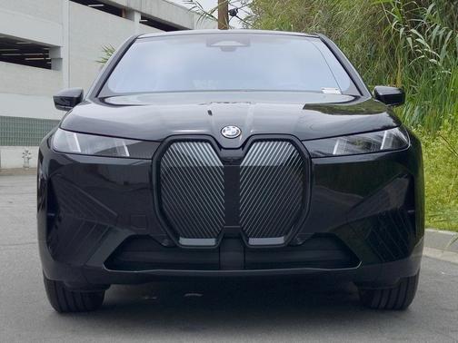 2026 BMW iX xDrive45