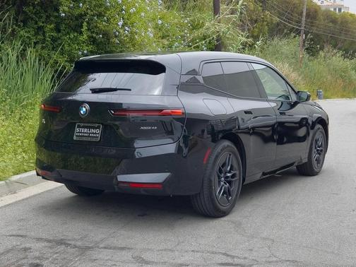2026 BMW iX xDrive45