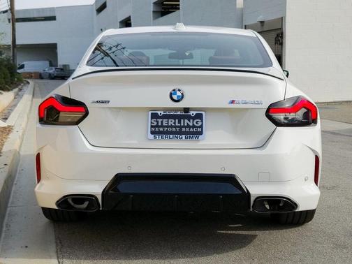 2026 BMW M240 i xDrive