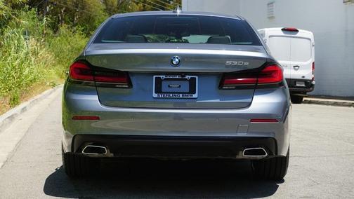 2022 BMW 530e 530e