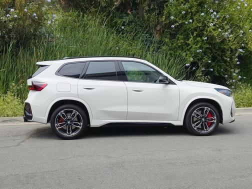 2025 BMW X1 M35i