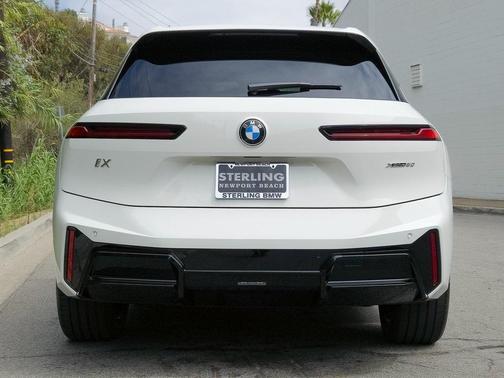 2026 BMW iX xDrive60
