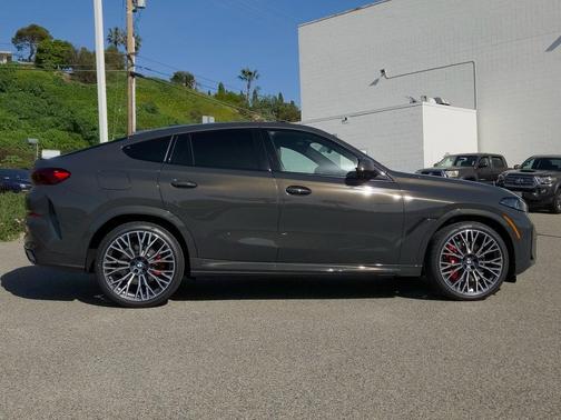 2026 BMW X6 xDrive40i