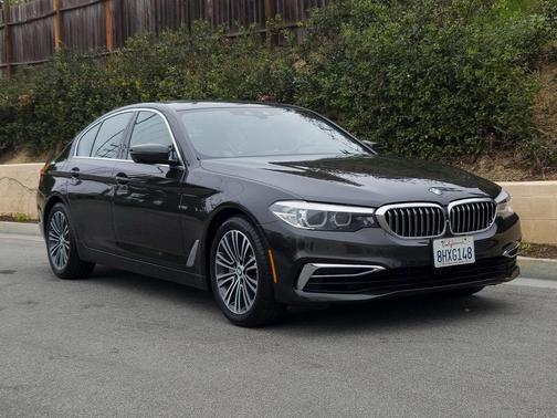 2019 BMW 540 i
