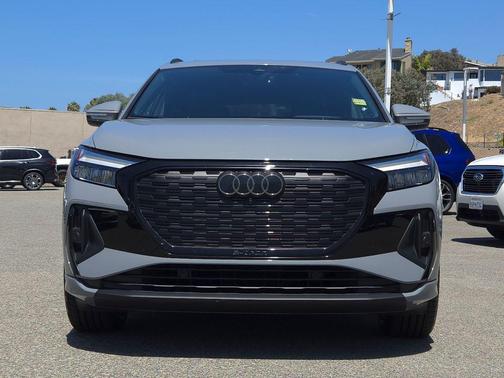 Pebble Gray 2022 Audi Q4 e-tron 50 Premium Plus