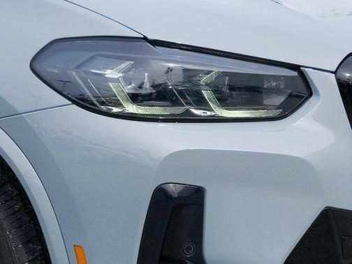 2023 BMW X4 xDrive30i