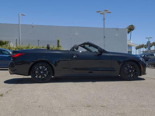 Black Sapphire Metallic 2027 BMW 430 i