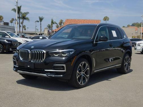 Jet Black 2023 BMW X5 sDrive40i
