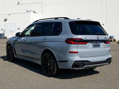 2026 BMW X7 M60i