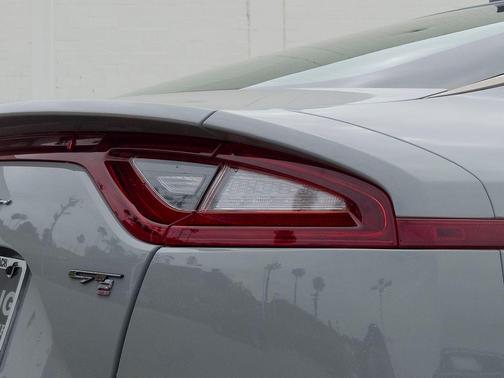 Ceramic Silver 2020 Kia Stinger GT2