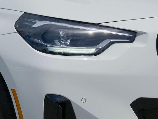 Alpine White 2023 BMW 230 i