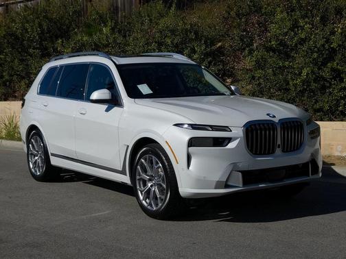 2026 BMW X7 xDrive40i