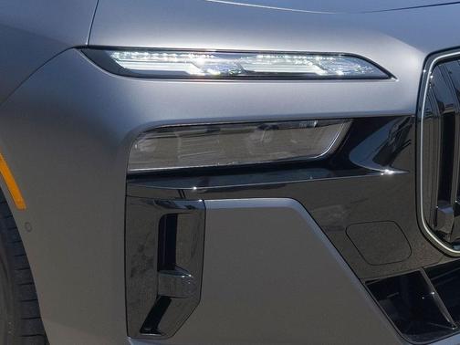 Deep Gray 2026 BMW 760 760i xDrive