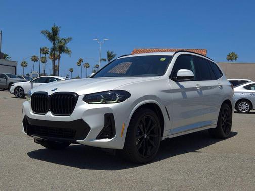 Mineral White Metallic 2023 BMW X3 sDrive30i