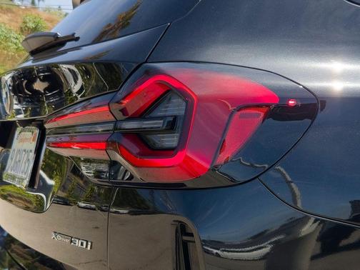 Black Sapphire Metallic 2024 BMW X3 xDrive30i