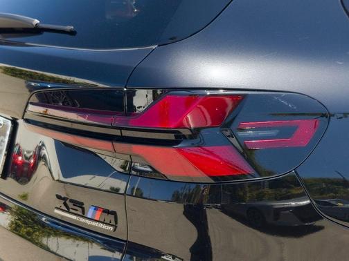 Black Sapphire Metallic 2026 BMW X5 M Competition