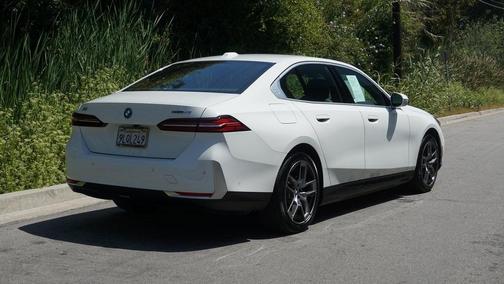 2024 BMW i5 eDrive40