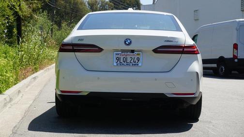 2024 BMW i5 eDrive40