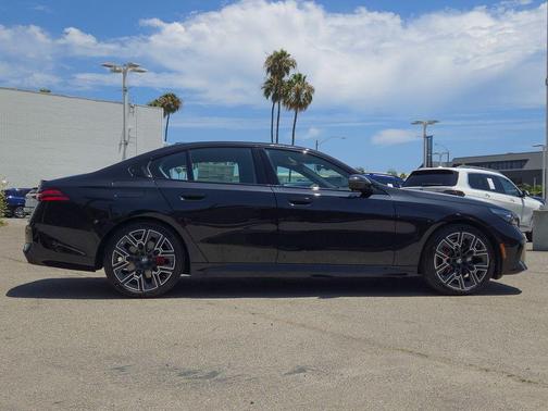 Black Sapphire Metallic 2027 BMW 530 i