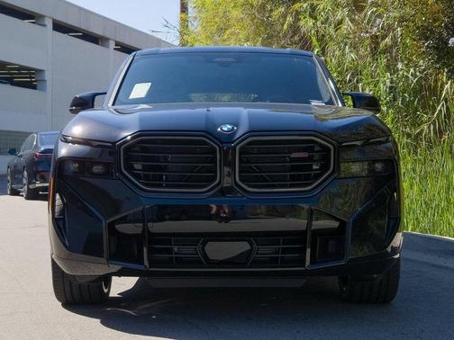 2026 BMW XM 