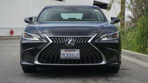 2022 Lexus ES 350 Base