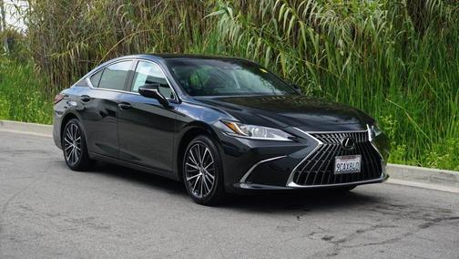 2022 Lexus ES 350 Base