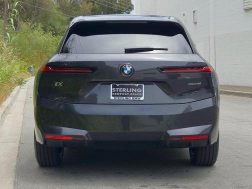 2026 BMW iX xDrive45