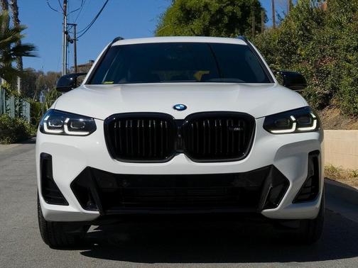 2023 BMW X3 M40i
