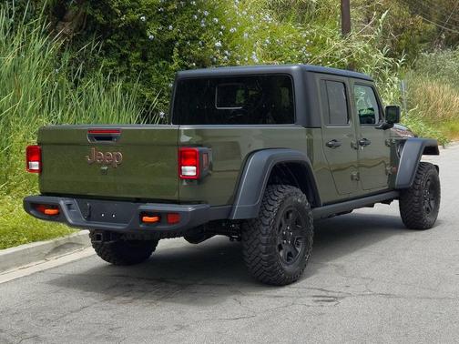 2023 Jeep Gladiator Mojave