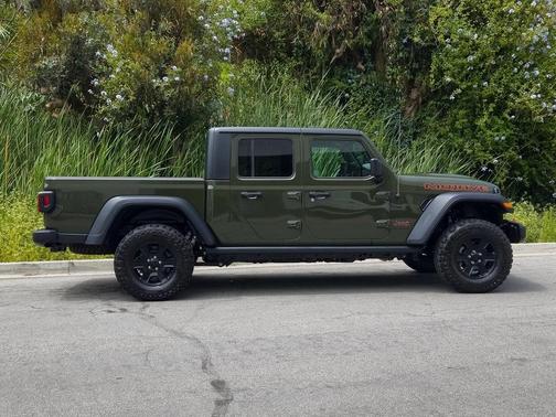 2023 Jeep Gladiator Mojave