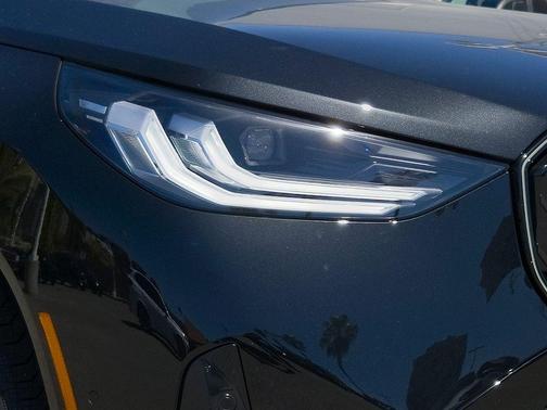 Black Sapphire Metallic 2026 BMW X3 30 xDrive