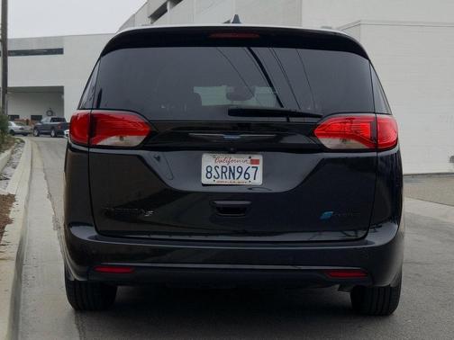 2020 Chrysler Pacifica Hybrid Limited